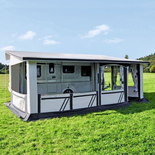 Freistehendes Dauerstandzelt Allgäu