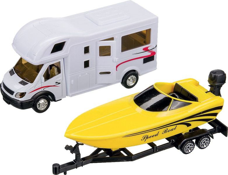 Reisemobil mit Bootsanhänger