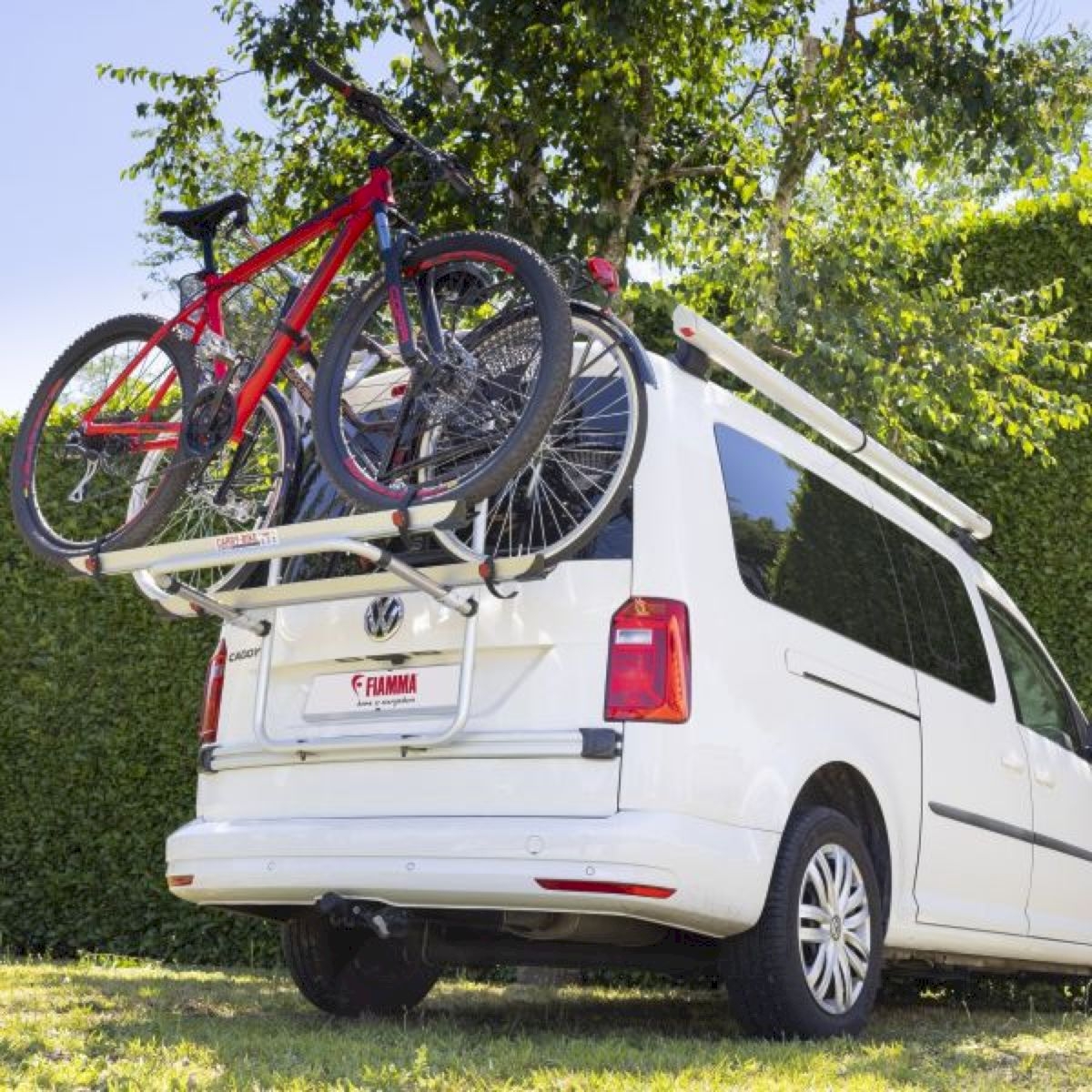 Fahrradträger Carry-Bike VW Caddy ab 2016  auf 4 Fahrräder erweiterbar