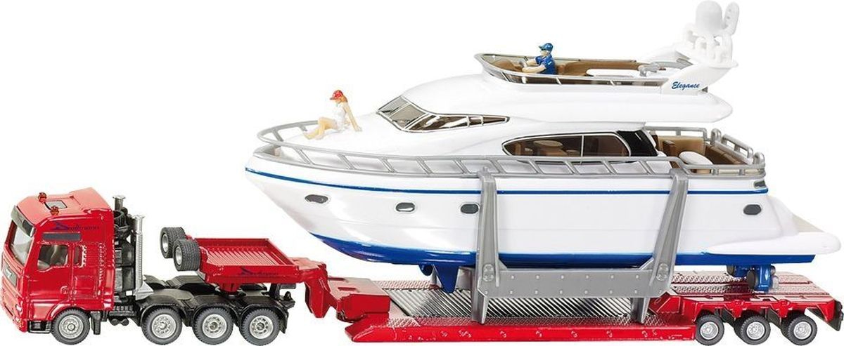 Schwertransporter mit Yacht 30 cm
