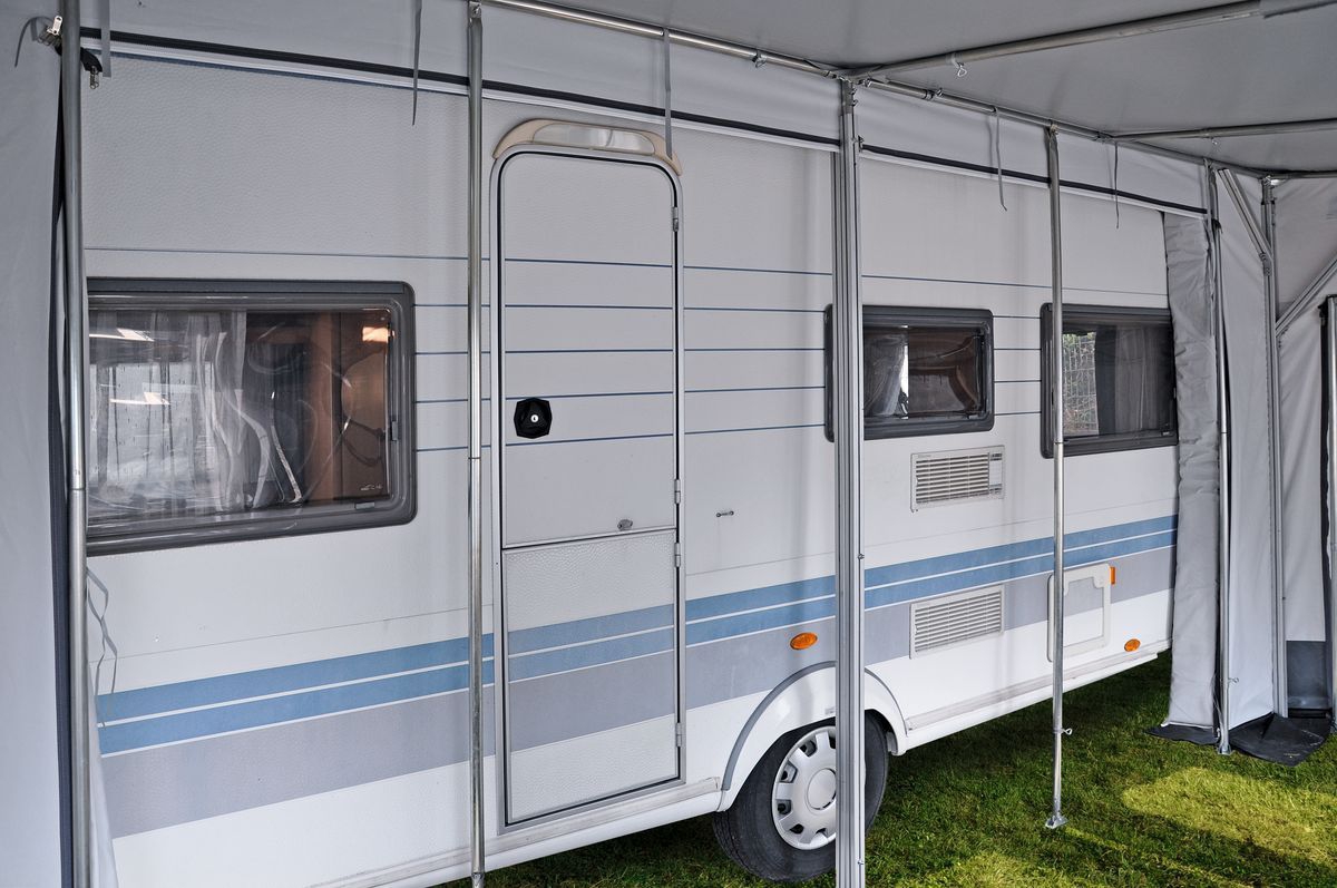 Schutzdach / Carport für Zelt Bern 450 cm