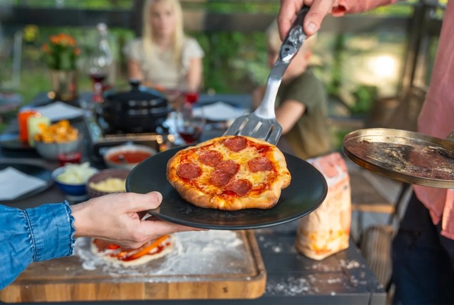 Stovetop Pizza Oven