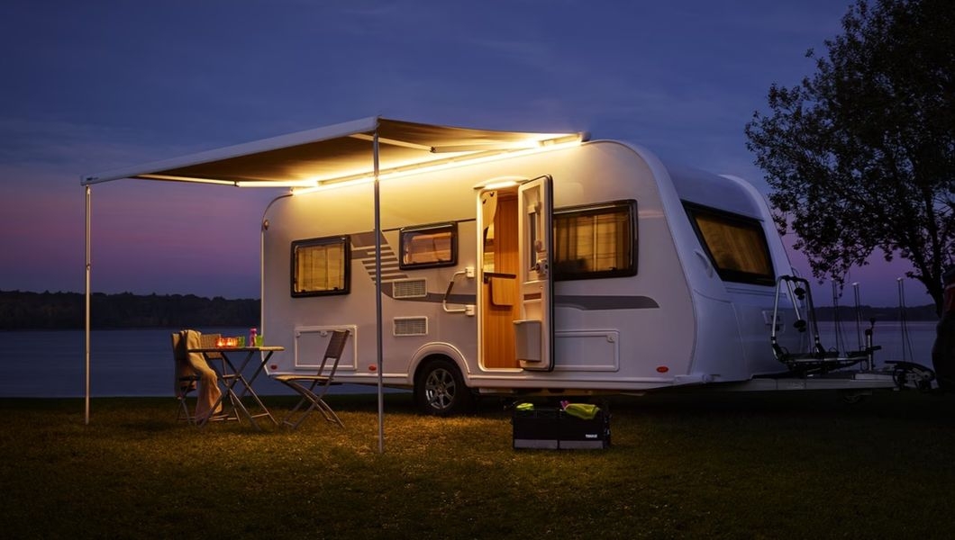 Zelt- und LED Schiene für Thule Serie 6 und 9 anthrazit