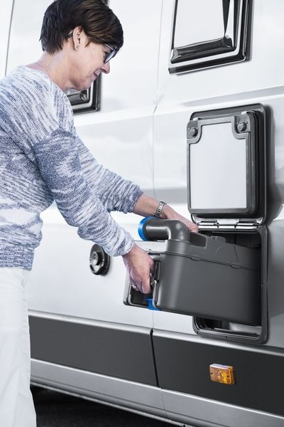 Servicetür Modell 3 in weiß