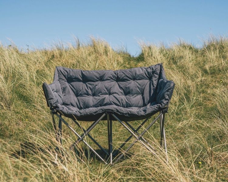 Sardis Lake Zweisitzersofa