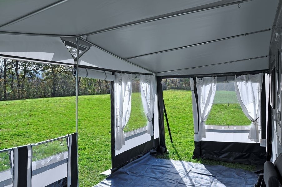 Dauerstandzelt Finnland Plus Gr. 4 Uml. 806-840 cm Tiefe 280 cm
