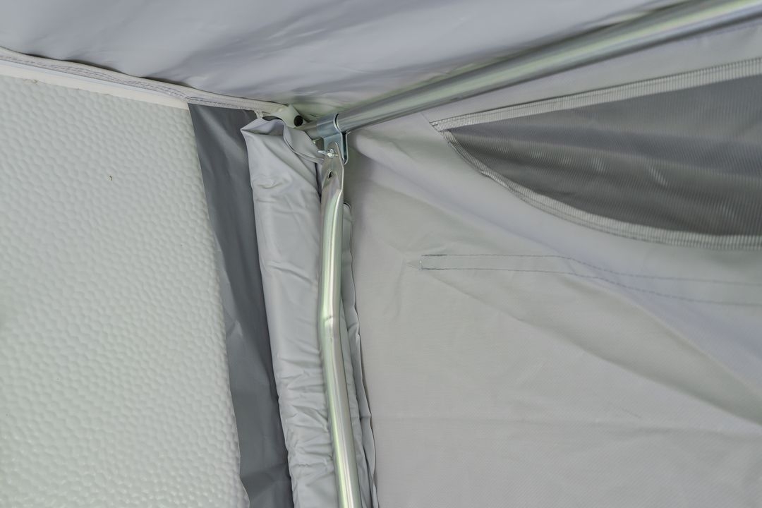 Dauerstand Teilzelt Wien 300x240cm Einzug rechts