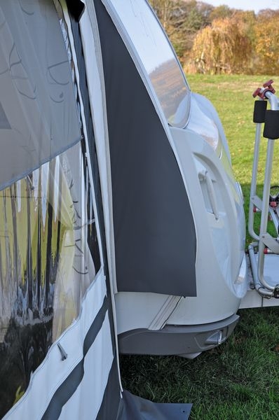 Dauerstand Vorzelt Finnland Gr. 14 Uml. 1156-1190 cm, Tiefe 240 cm
