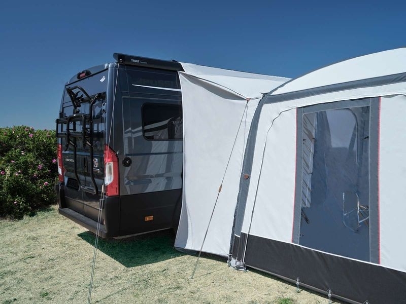 Air X-Tension Tunnel Van