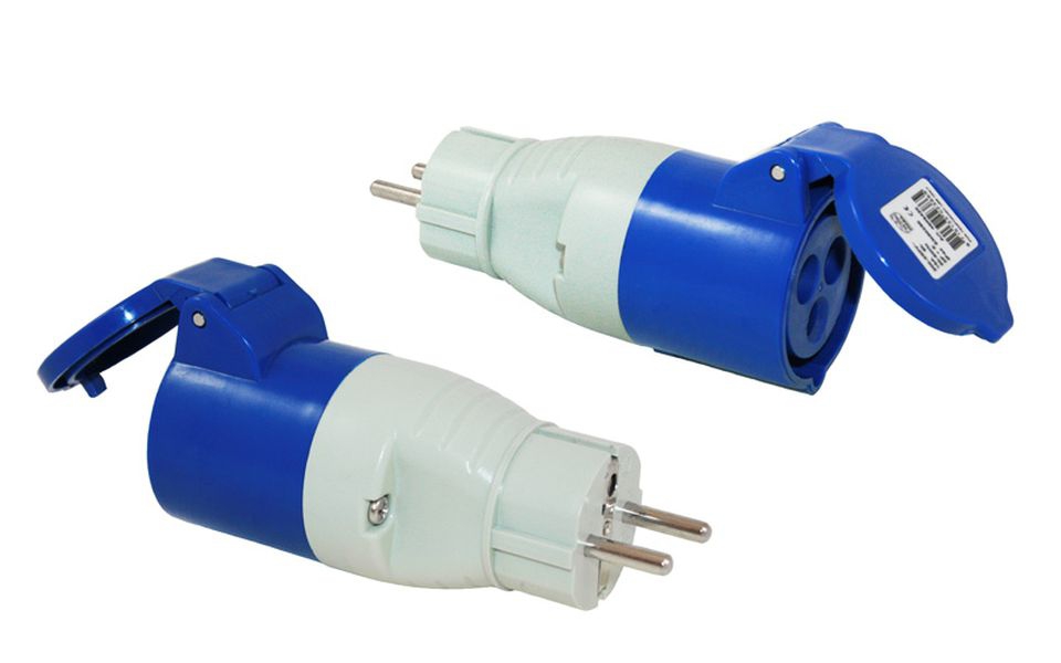 Adapter CEE-Kupplung-Schuko-Stecker