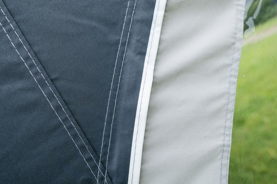 Sonnendach Barcelona mit Seitenwänden