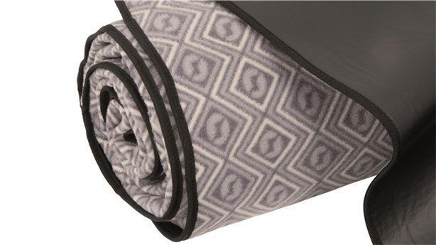 3-lagiger Isolierungsteppich Huntley 3SATC 220 x 195 cm - Ausstellungsstück -