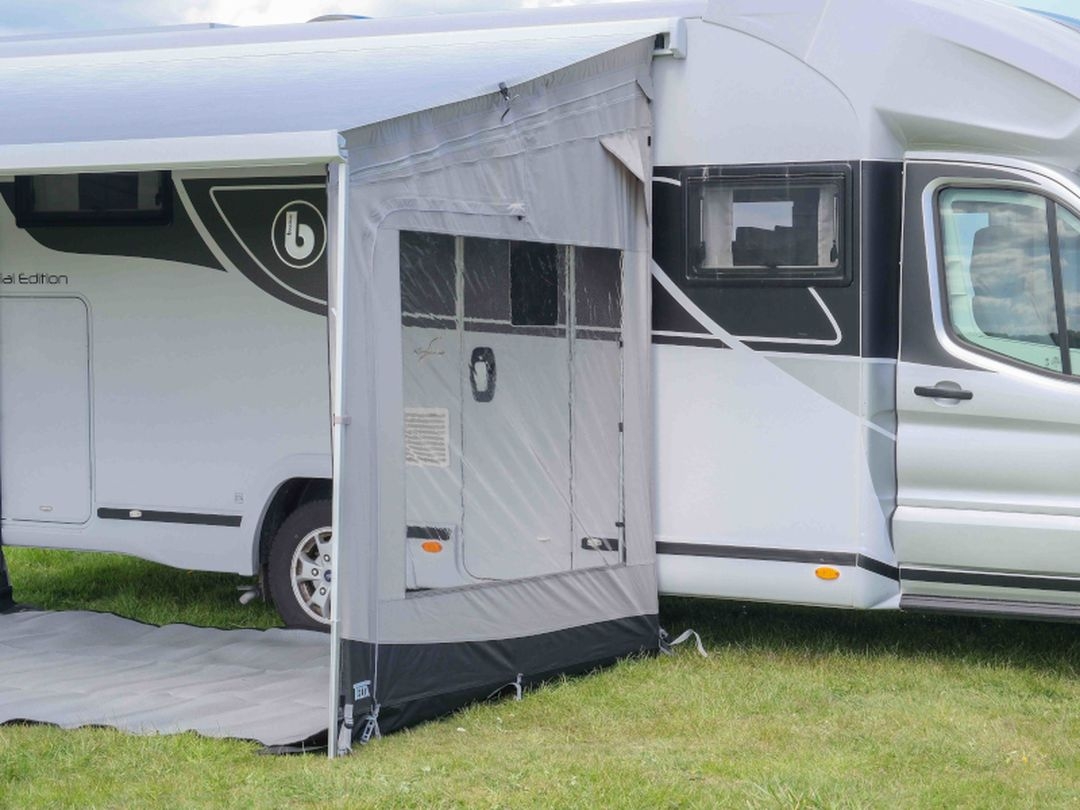Style Seitenwand rechts für Kassettenmarkisen von Thule und Fiamma