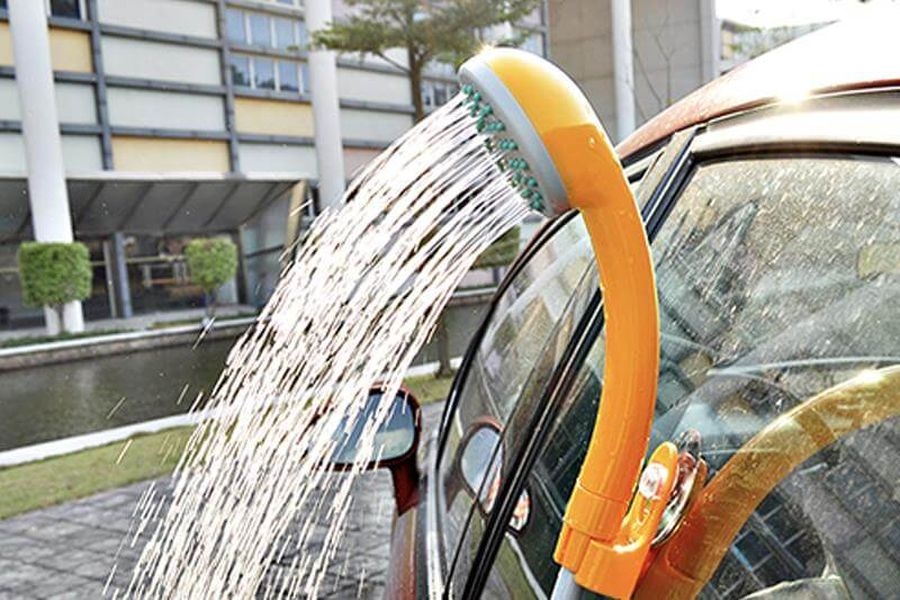 Campingdusche mit Akku