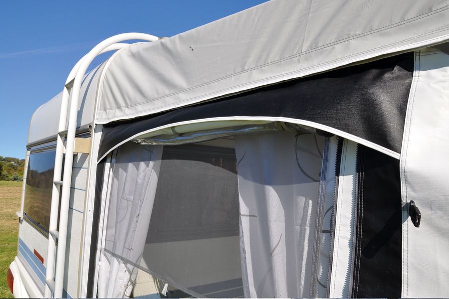 Dauerstandzelt Texel Plus Gr. 9 Uml. 981-1015 cm Tiefe 280 cm