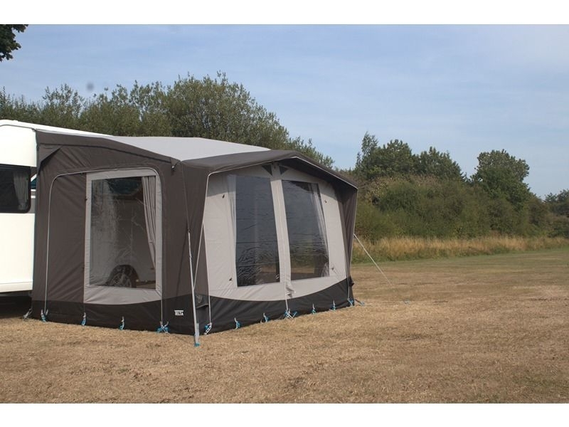 Life 330 Modell 2025 inklusive Andruckstangen, Himmel und Teppich