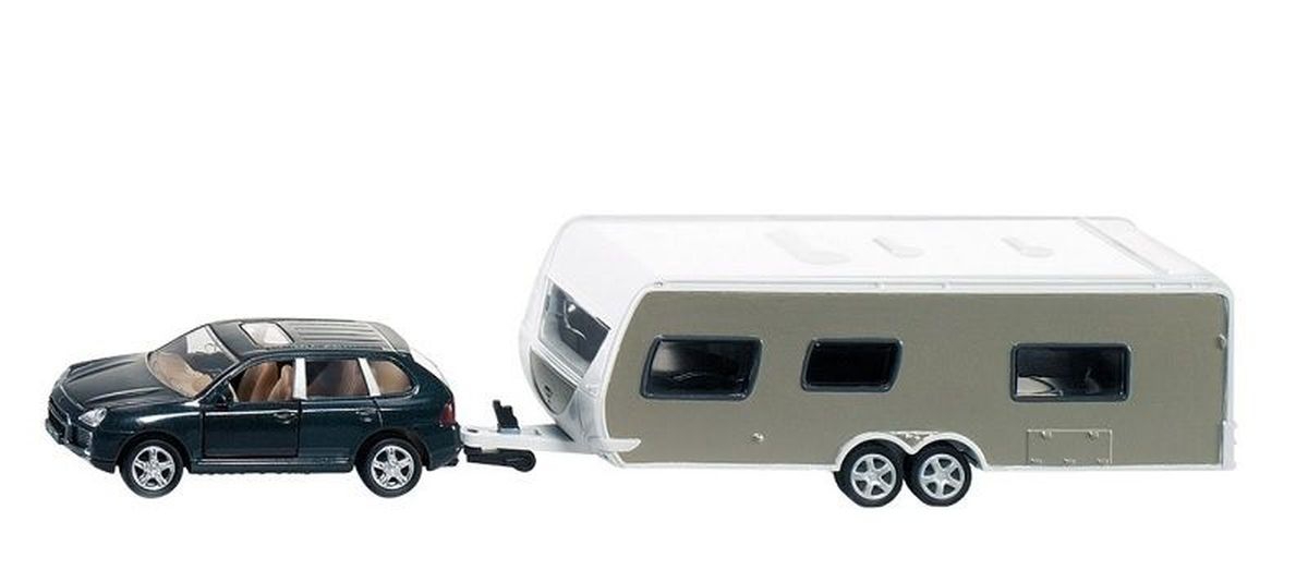 PKW mit Wohnwagen