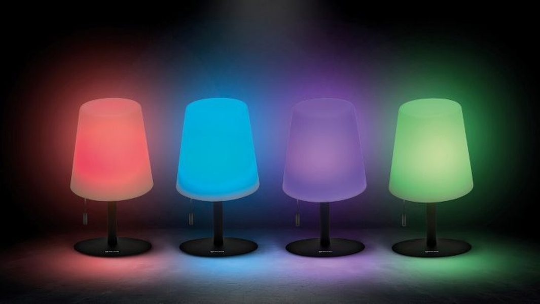 wiederaufladbare Ara Lampe