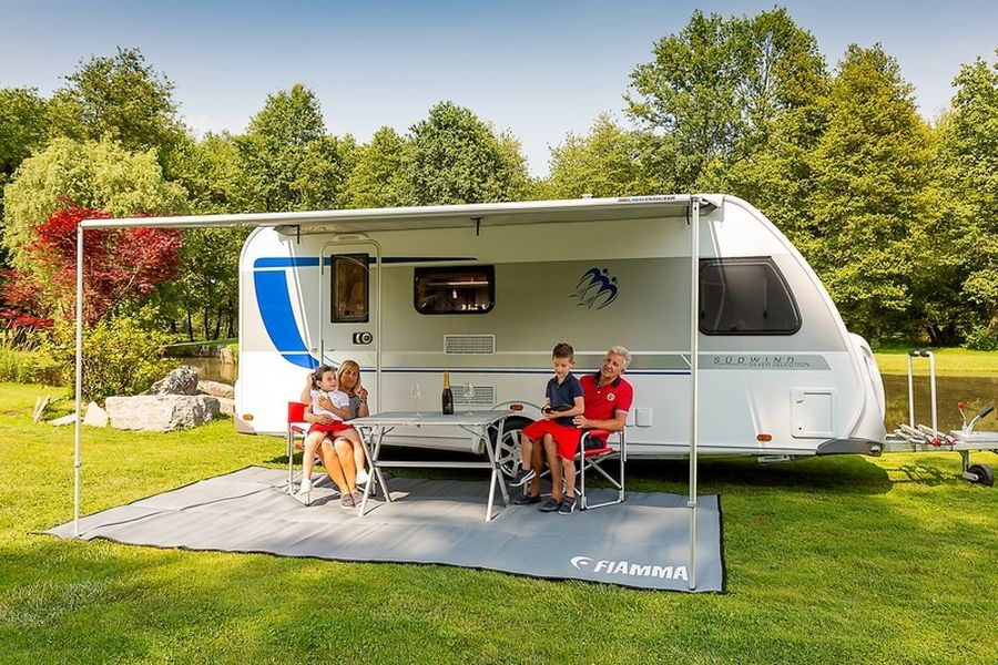Sackmarkise Caravanstore XL 440 Royal Blue 1x eingezogen